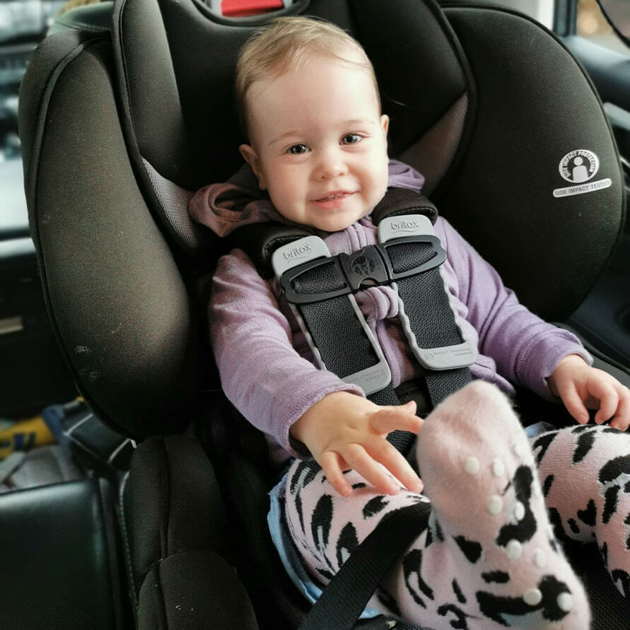 14 month old in rear-facing US standard child restraint in New Zealand.  Britax Boulevard ClickTight. 